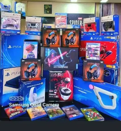 PS4 super clean with warranty