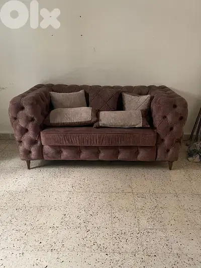 طقم كنبايات شغل توصاية خمس قطع وطاولة