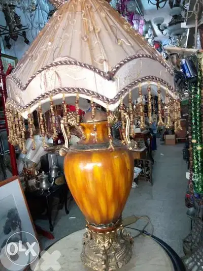 لمبدير رزين كبير قديم مميز