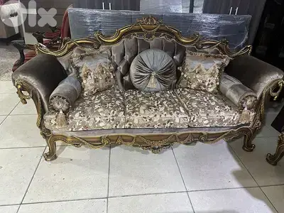 طقم كنبايات حفر خشب زان ملبس ورق دهب شبه جديد