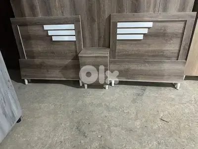 تختين مفرد عرض 100 مع كمود صغيرة