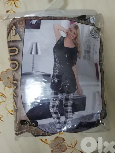 للبيع بيجامه نسائيه