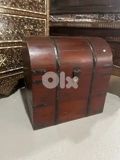 solid wood box