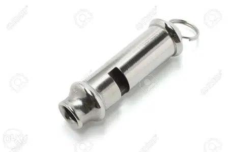 sifflet pour les scouts
