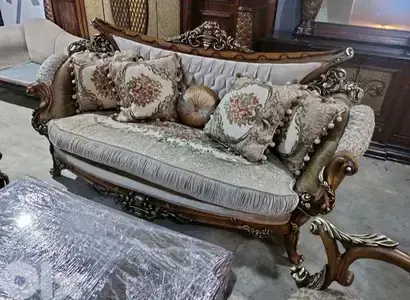 طقم كنبايات مصري قمة الفخامة خشب زان حفر شبه جديد