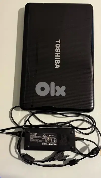 Toshiba Satellite C850 - B519