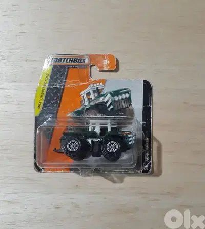 Matchbox 2014 diecast car model 1;64.