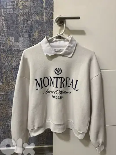 sweatshirt white from stradivarius size s like new