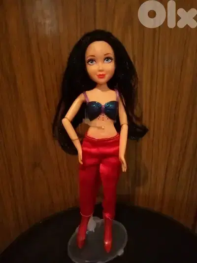 TEEN BEACH -LELA SINGING working mechanism as new Disney Toy doll=23$