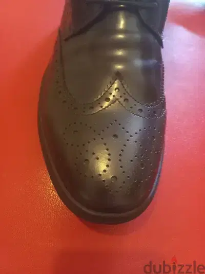 brown shoes