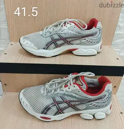Asics shoes 41.5