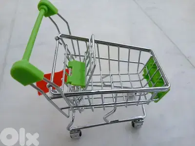 سلة تسوق صغيرة
