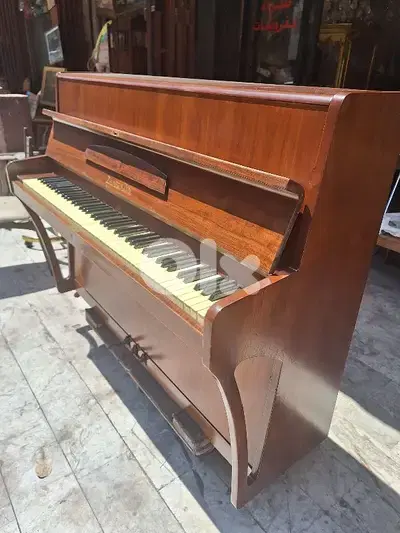 piano made in Germany 3 pedal brand Steinmann Amazing price