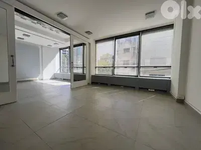 Office for Rent in Hamra مكتب للإيجار في الحمرا