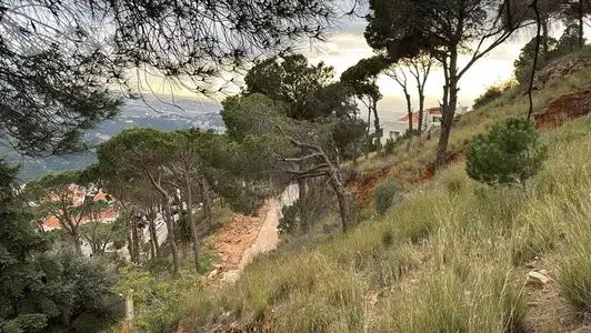 830 SQM Land + Mountain/Sea view 4 Sale in Bet Mery-Nabeh Al Saade