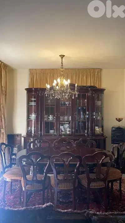 italian full dining room طاولة وكراسي