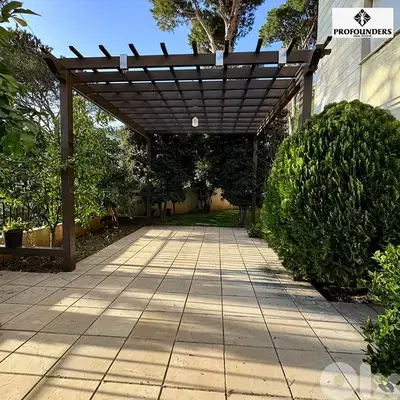 Apartment for Sale in Oyoun Broummana شقة دوبلكس للبيع في عيون برمانا