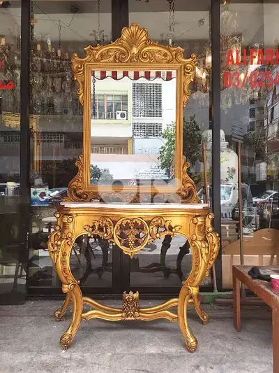 كونسول فرنسي حفر روعة الفخامة والتميز انتيك خشب زين تلبيس ورق الذهب