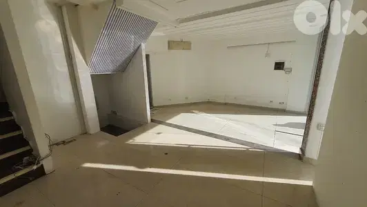 Shop for sale in mar Eliasمحل للبيع في مار الياس