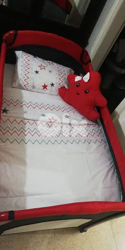 bed with farsheh