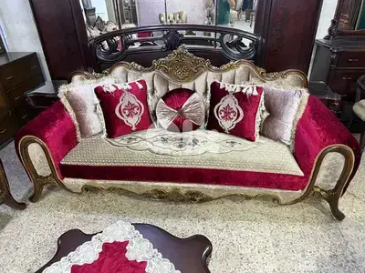 طقم كنبايات حفر خشب زان ملكي ست قطع وطاولة