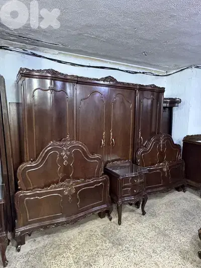 اوضة نوم تختين خشب زان انتيك كتير مرتبة
