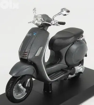 Vespa 150 ABS diecast motorcycle model 1;18