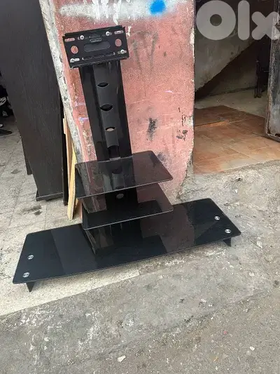 طاولة Tv شبه جديدة