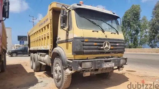 Mercedes truck (مرسيدس)