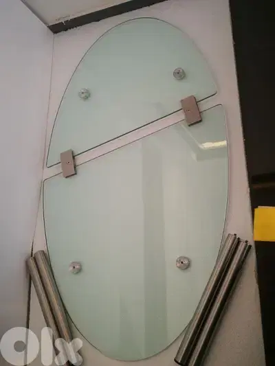 Center Oval Table