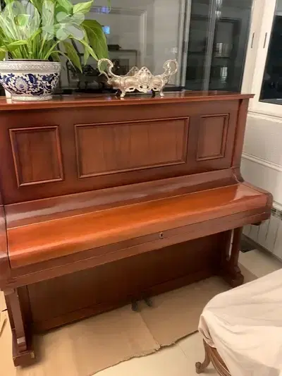 Piano antique