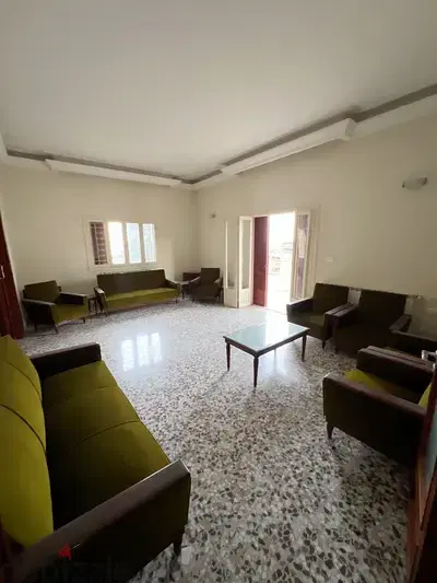 Apartment for Sale in Mazraat Yachouh شقة للبيع في مزرعة يشوع