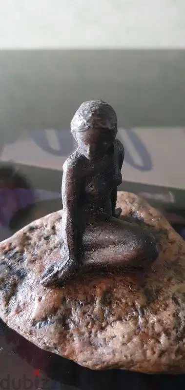 antique bronze