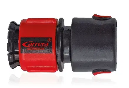 Carrera hose connector for sprayer