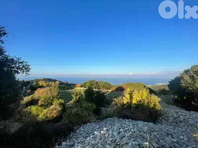 Land for sale in Batroun - أرض للبيع في البترون