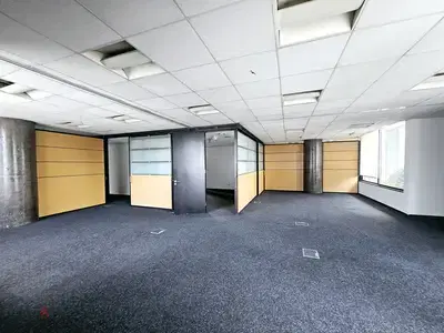 AH-HKL-381 Spacious Office 520 m for Rent 24/7 Electricity & Security