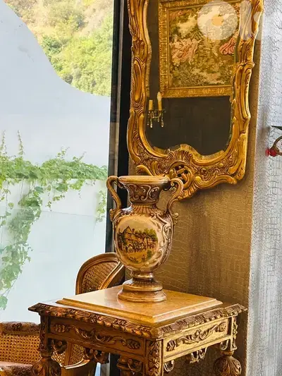 vase  large italian