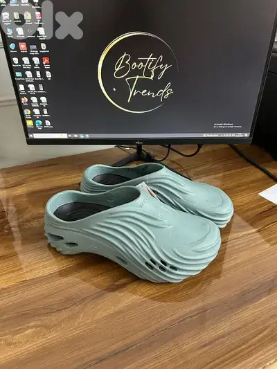 Original Crocs Echo Wave now available