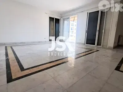 L18329-Spacious & Elegant Apartment For Sale in Hamra, Ras Beirut