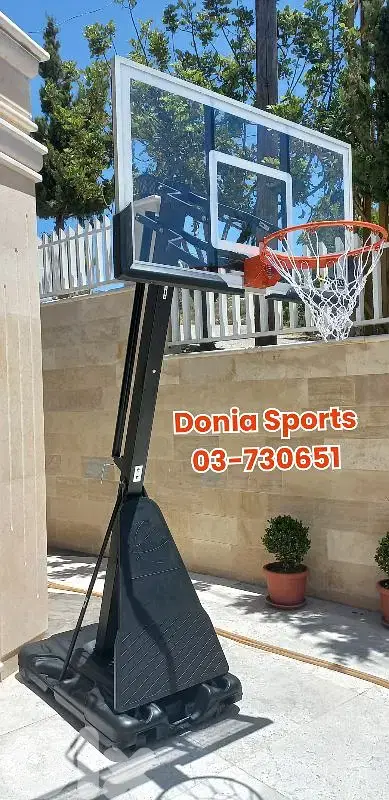 425$ movable basketball hoop (Spalding USA)