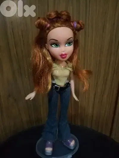 Offer:BRATZ MEYGAN STRUT IT MGA03 Great doll+her Own Outfit+Heel Shoes