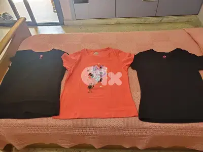 T Shirts cotton 100%  Xl Bossini ماركة