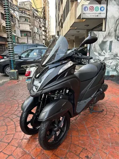 155 cc Yamaha Tricity Japanese