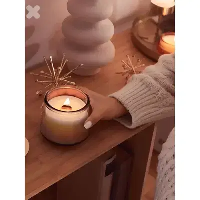 light musk candle