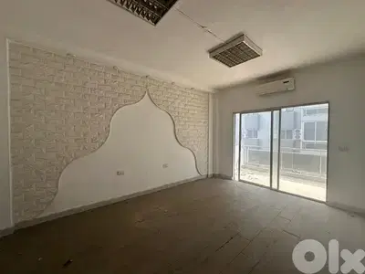 مكتب للايجار في الزلقا Office for rent in Zalka