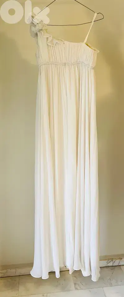 Elegant White Evening Dress /Prom/Wedding | فستان أبيض أنيق للمناسبات