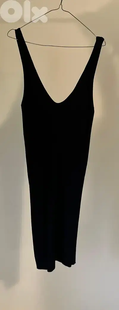 Black Wool Dress | فستان صوفي أسود
