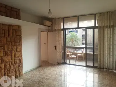 200 Sqm Apartment For Rent In Hamra للاجار شقة في الحمرا