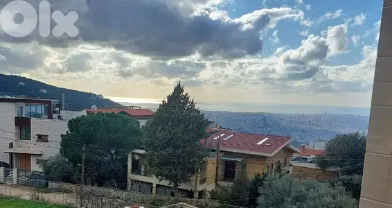 apartment For sale in jouret ballout شقة للبيع في جورة البلوط
