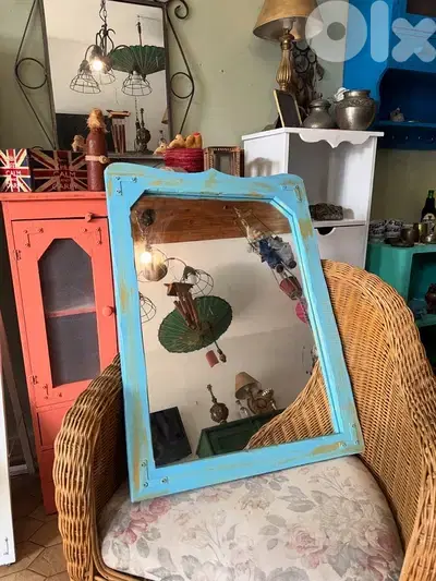 wall mirror
